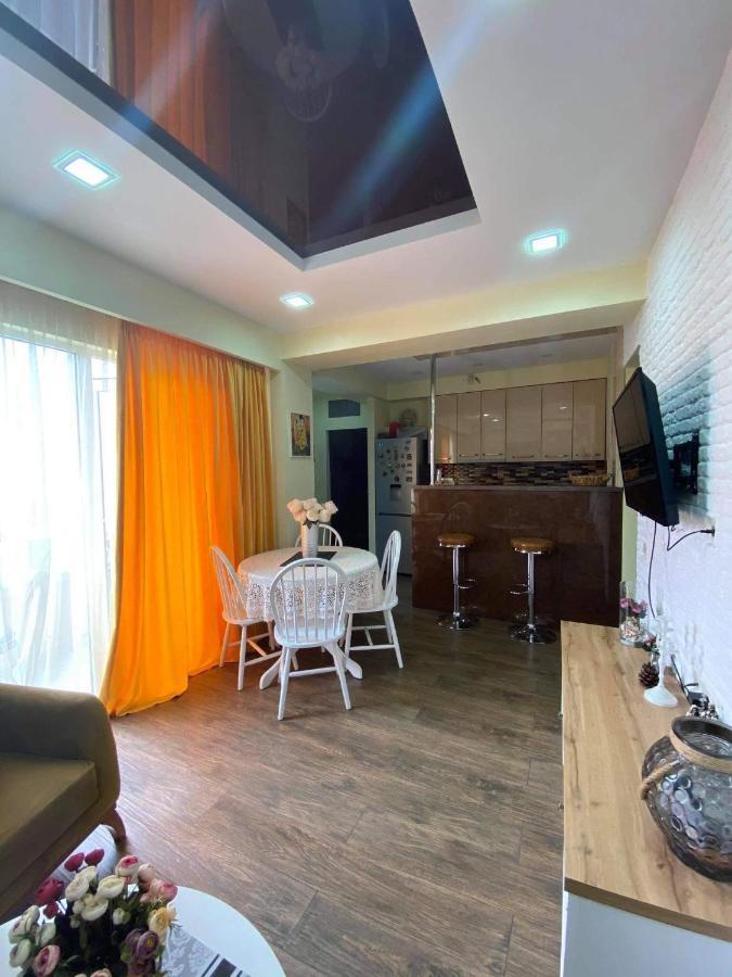 Apartament Victoria Lejlighed Tbilisi Eksteriør billede